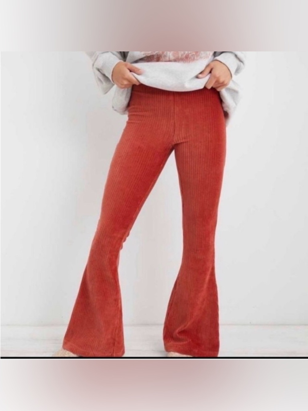 aerie Groove-on Velour high waisted Flare Pant-Cinnabar Burnt Red size xs❤️